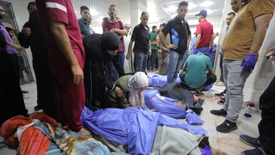 Gazze'de İsrail saldırıları: 81 Filistinli hayatını kaybetti