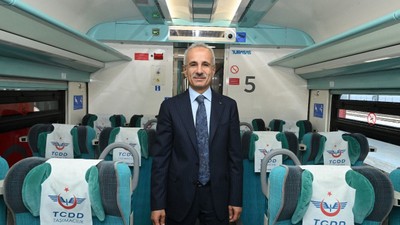 Ankara- Bakan Uraloğlu: Yaz sezonunda ek YHT seferleri düzenleyeceğiz