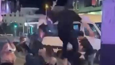 Marmaris'te yine olay! Yabancı turistleri tekme tokat dövdüler