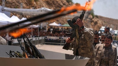 Türkiye'de terör örgütünün silah bırakma süreci diğer ülkelere örnek olacak