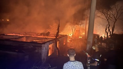 Bolu'da yanan köy havadan görüntülendi