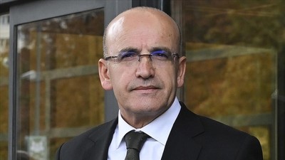 Bakan Mehmet Şimşek'ten emeklilikte yeni dönemin sinyalleri! Prim günü önem kazandı