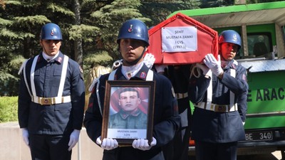 Şehit Jandarma Çavuş Mustafa Zamkı, 67 yıl sonra memleketine defnedildi