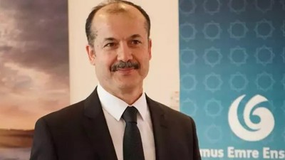 Yunus Emre Enstitüsü'nün eski başkanı Şeref Ateş tutuklandı