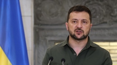Zelenskiy'den Rusya'ya 3. tur müzakerelerinin gelecek hafta yapılması teklifi