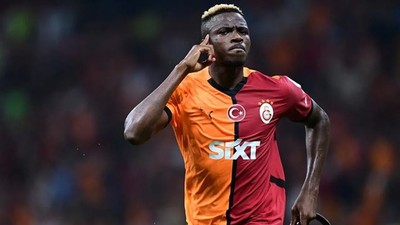 Victor Osimhen Napoli teklifi kabul etti