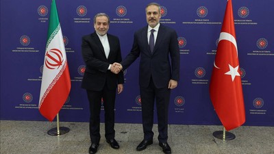 Dışişleri Bakanı Fidan, İranlı mevkidaşı ile telefonda görüştü