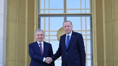 Cumhurbaşkanı Erdoğan, Özbekistan Cumhurbaşkanı Mirziyoyev ile telefonda görüştü
