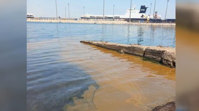 Marmara Denizi’ne atık yağ döktüğünden şüphelenilen işletmeye inceleme