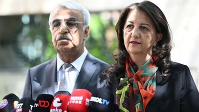 DEM Parti heyeti İmralı'ya gitti