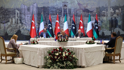 Cumhurbaşkanı Erdoğan'ın Meloni ve Dibeybe ile yaptığı Akdeniz Zirvesi Yunanistan'ı karıştırdı