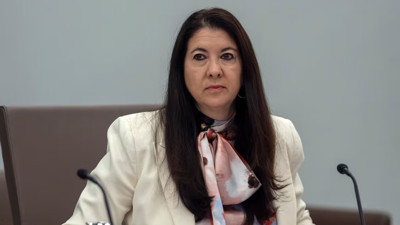 FED Yönetim Kurulu Üyesi Adriana Kugler görevinden istifa etti