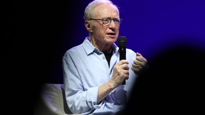 İsrailli ünlü yazar David Grossman Gazze'de yaşananları soykırım ilan etti