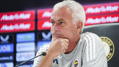 Jose Mourinho: Bizi favori görmüyorum ama onları da üstümüzde görmüyorum