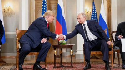 Beyaz Saray açıkladı: Ruslar Trump ile görüşmek istiyor