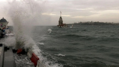 İstanbul için peş peşe uyarı yapıldı: Yağmur ve fırtına geliyor...