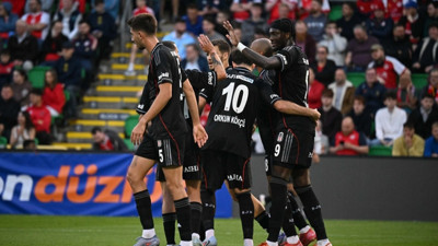 Beşiktaş St. Patrick’s’i deplasmanda 4-1 mağlup etti! Abraham'dan hat-trick