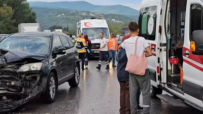 TEM Otoyolu'nda 10 araç zincirleme birbirine girdi, 10 kişi yaralandı