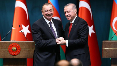 Cumhurbaşkanı Erdoğan, Aliyev'i aradı: Barış yolunda sağlanan ilerleme memnuniyet verici