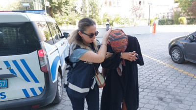 Komşusunun anahtarını gizlice kopyalayıp 1,7 milyon liralık altın çaldı, sonrasında ise otomobil satın aldı