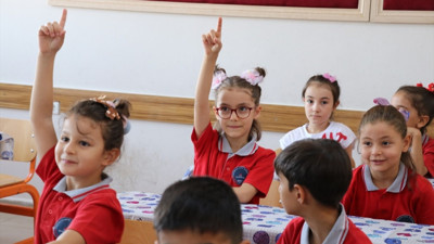 Okullara forma zorunluluğu geri geliyor