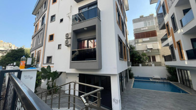 Emlakçıyı arayıp kiraladığı evde cinayet işlediğini söyleyip ortadan kayboldu