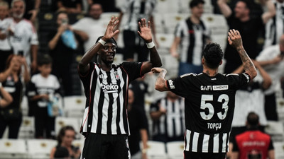 Dolmabahçe'de önce protesto sonra sevinç: Beşiktaş play-off'a çıktı