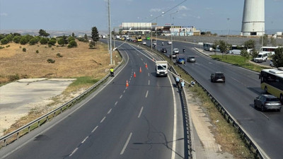 Fırtınanın Etkisi: Büyükçekmece'de Aydınlatma Direği Yan Yattı