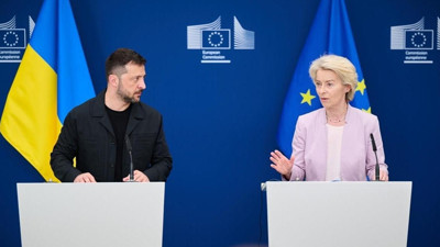 AB Komisyonu Başkanı von der Leyen ve Ukrayna Devlet Başkanı Zelenskiy ortak basın toplantısında konuştu