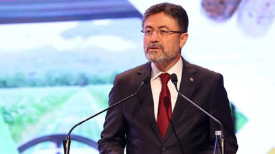 Bakan Yumaklı'dan yapay et açıklaması: "Böyle bir düzenleme yok"