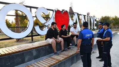Sigara izmaritini yere atan gence ceza makbuzu dronla gönderildi