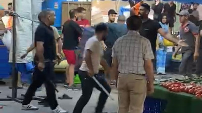 Tuzla'da pazarcılar arasında döner bıçaklı kavga: 1 yaralı