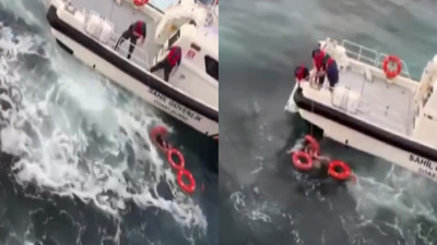 Feribotta intihar girişimi: Denize atlayan kadını yolcular kurtardı