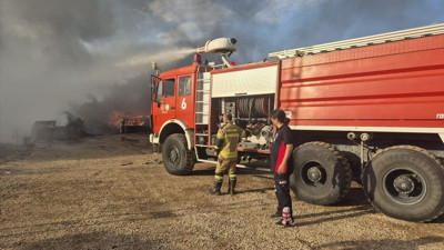 Tokat'ta Kumaş Deposunda Yangın Kontrol Altına Alındı