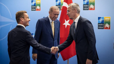 İsveç'te diplomatik skandal! Kritik NATO belgelerini havalimanında unuttular