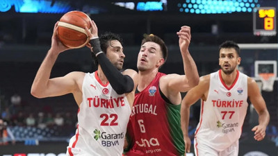 12 Dev Adam Portekiz'e 41 sayı fark attı: Son 16 turunu garantiledi