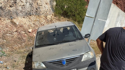 Otomobil Devrildi: 4 Yaralı