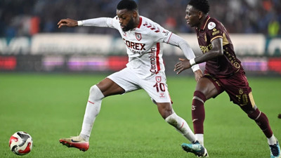 Karadeniz derbisinde galibiyet çıkmadı! Samsunspor ile Trabzonspor 1-1 berabere kaldı.