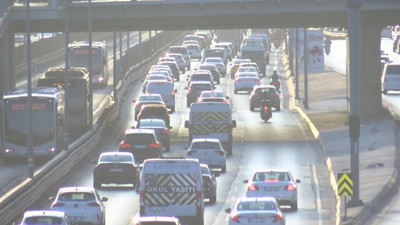 Okula uyum haftası İstanbul'da trafiğe neden oldu