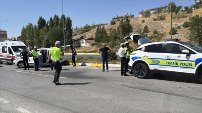 Sivas'ta Trafik Kazası: 6 Yaralı