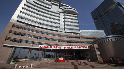 CHP'nin Ataşehir, Sarıyer ve Esenyurt ilçe kongreleri iptal edildi