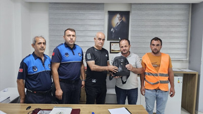 Hatay'da Bulunan Değerli Çanta Sahibine Ulaştırıldı