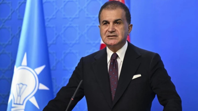 AK Parti sözcüsü Ömer Çelik açıklama yaptı
