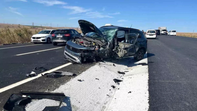 Tekirdağ'da 3 aracın karıştığı kaza; 6 yaralı