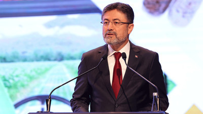 Bakan Yumaklı'dan 3 ildeki orman yangınına ilişkin açıklama