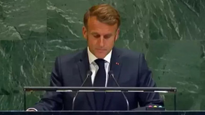 Macron dünyanın gözü önünde duyurdu: Fransa Filistin'i resmen tanıdı