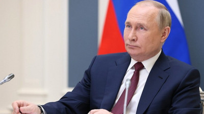 Putin: Her türlü tehdide askeri ve teknik araçlarla karşılık verebilecek kapasiteye sahibiz