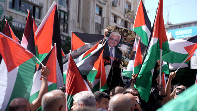 Ramallah’ta Filistin’e Destek ve Gazze Saldırılarına Tepki Yürüyüşü