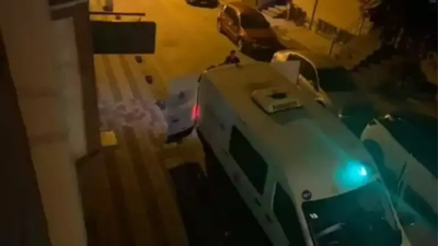 Sultangazi'de tartıştığı babasını boğazını keserek öldürdü
