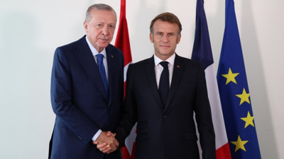 Cumhurbaşkanı Erdoğan, Fransa Cumhurbaşkanı Macron ile bir araya geldi